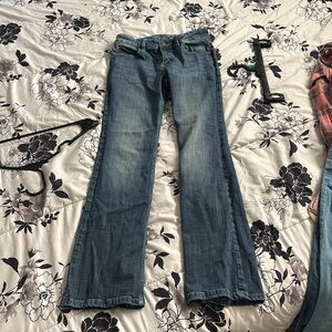 Women’s junior size 3x32 gently used bootcut jeans